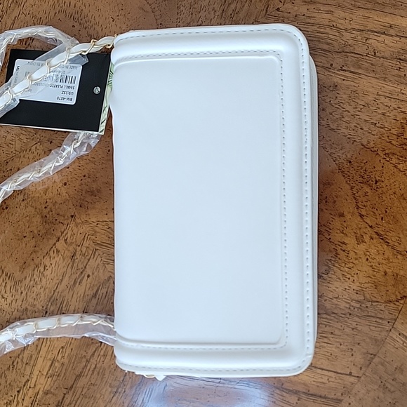 BADGLEY MISCHKA Small Square Crossbody, Folded Style, Big Logo, White, NWT - Picture 13 of 14